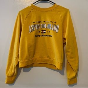 Yellow crew neck from pacsun never worn before